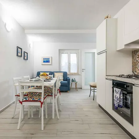 Holiday home In - Nuoro *