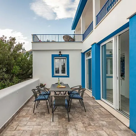 In - Nuoro Holiday home Cala Gonone